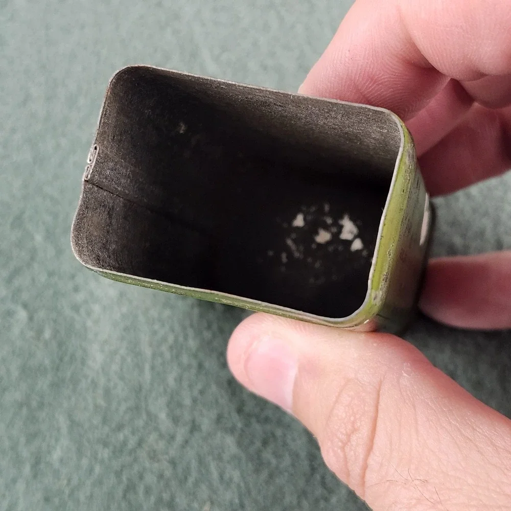 Vintage Bird Feed Tin Can MAGIC Song Restorer Food Seed Song Birds Green Tin